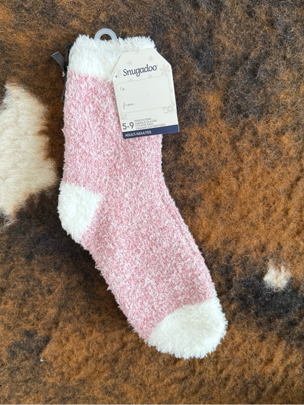 Pink & White Cozy Women's Fuzzy Socks
